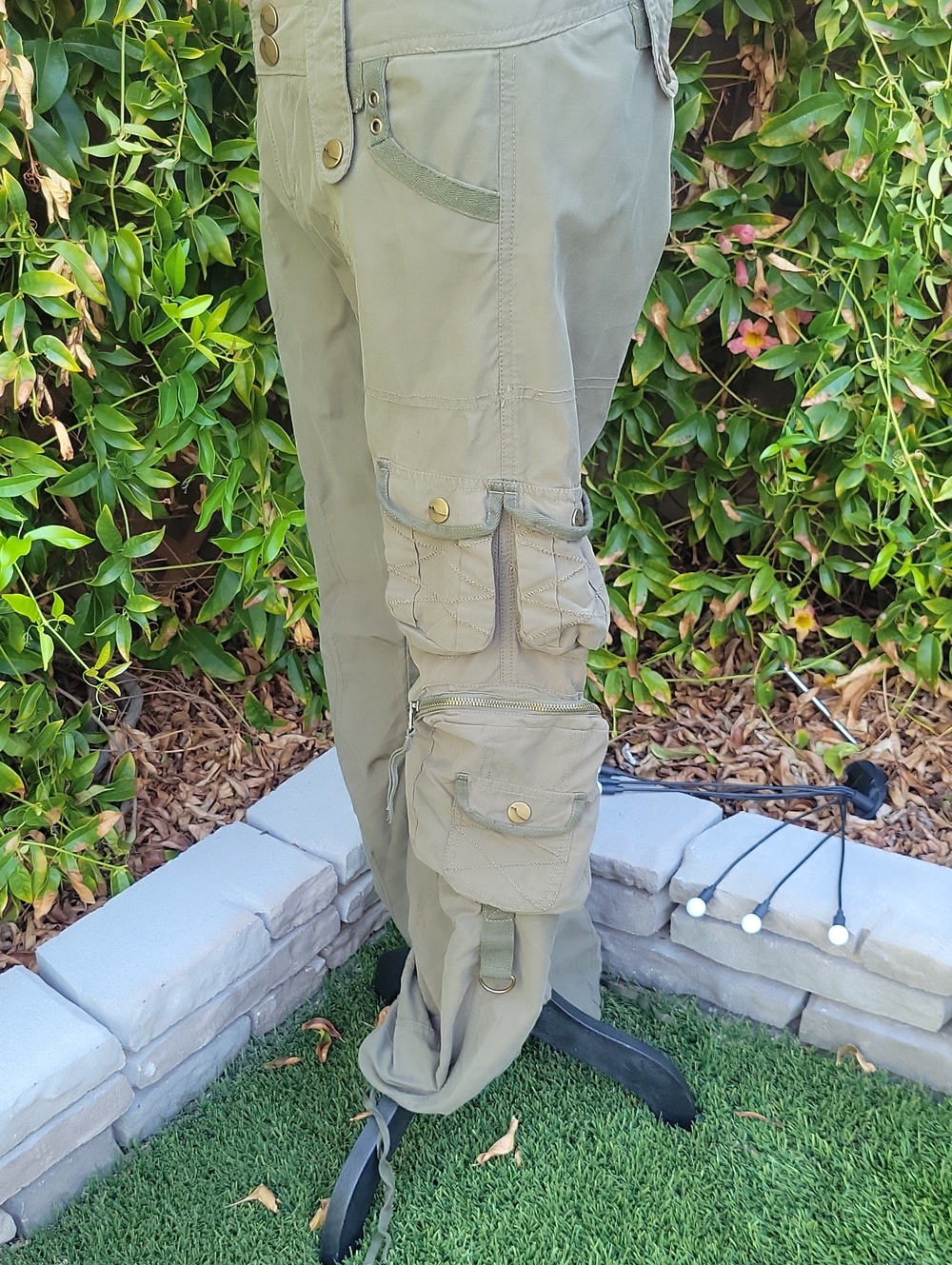 Vtg Y2K Olive Green Low Rise Cargo Pants Paratrooper Multi-Pocket Utility Design - Picture 7 of 12
